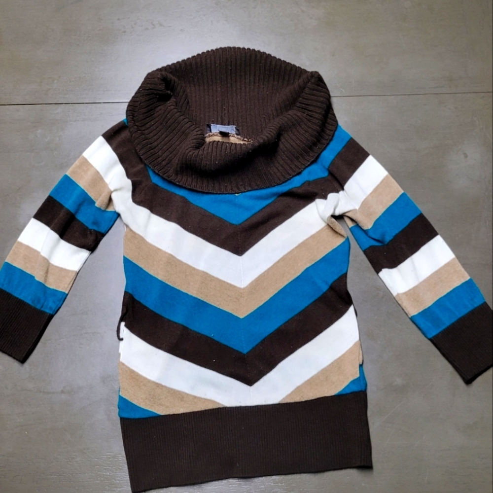 Women's sweater